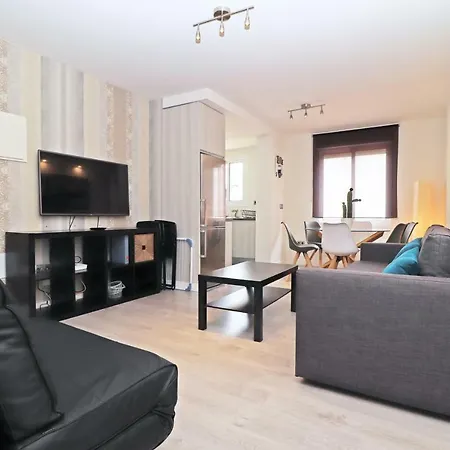 Del Parque Flats Hernan Ruiz Apartment Malaga