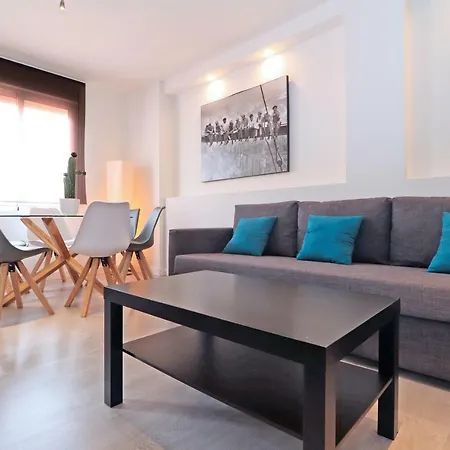 Apartment Del Parque Flats Hernan Ruiz