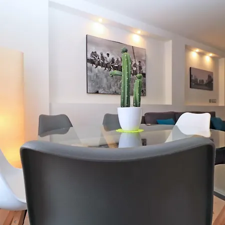 Apartment Del Parque Flats Hernan Ruiz Malaga